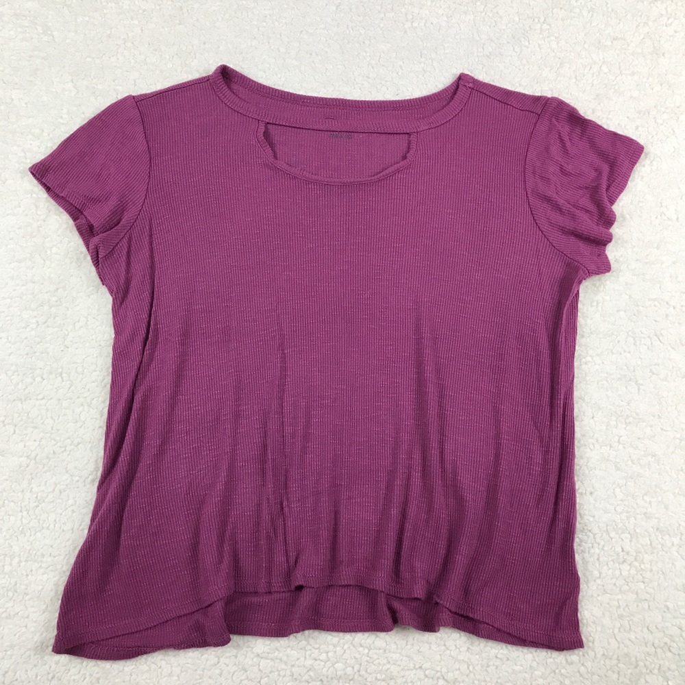 Comfy, loose fitting string collar T-shirt